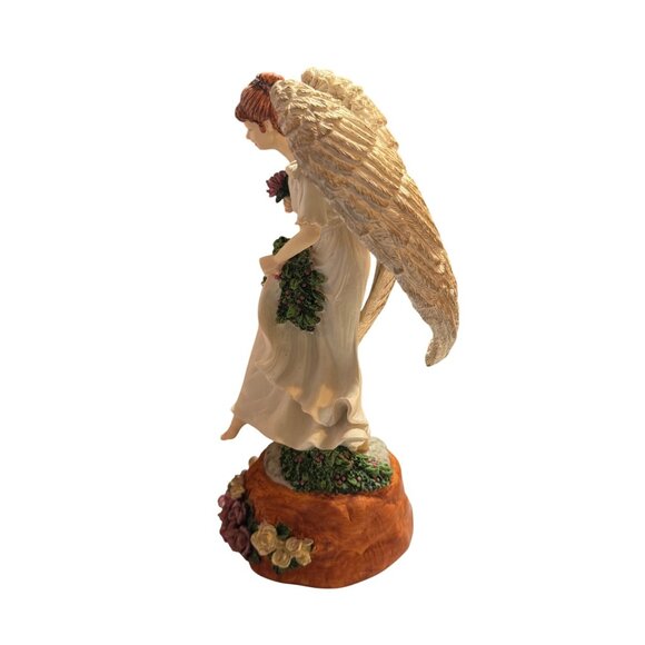 Vintage Dillards Angel Figurine With Flowers & Wings‎ - Picture 2 of 8